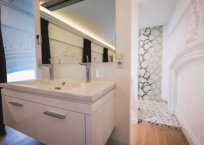 شقة Loft Keyweek Contemporary Loft Style In Center بياريتز